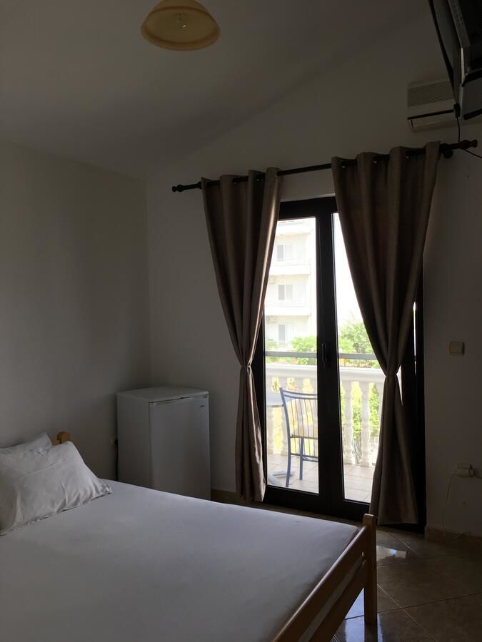 Апартаменты Apartmani Sara Улцинь